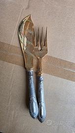 forchetta e coltello antichi in ottone