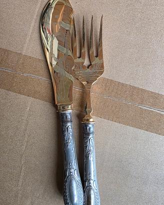 forchetta e coltello antichi in ottone