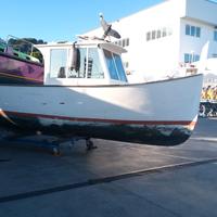 Gozzo Cabinato entrobordo Volvo Penta