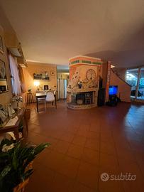 Villetta caposchiera a Li Punti