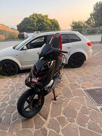APRILIA SR 50 (PREZZO DA CONCORDARE)