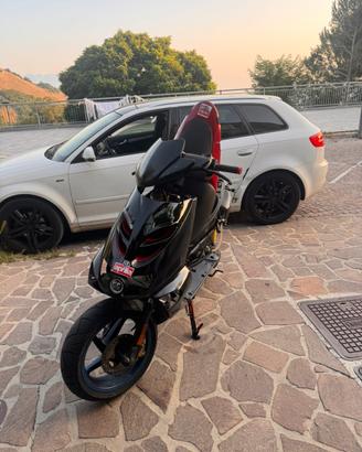 APRILIA SR 50 (PREZZO DA CONCORDARE)