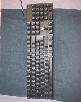 TASTIERA DA GAMING MECCANICA RGB