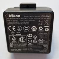 Caricabatterie originale Nikon EH-69P 