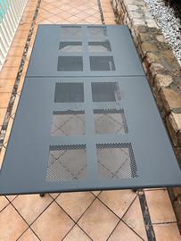 Tavolo da giardino in ferro