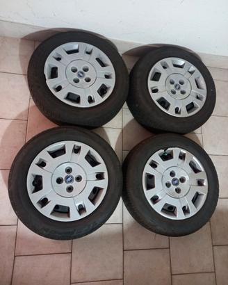 4 Cerchi 13' con gomme e borchie per fiat Qubo