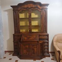 Credenza in radica