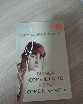 libro: Bianca come il latte rossa come il sangue