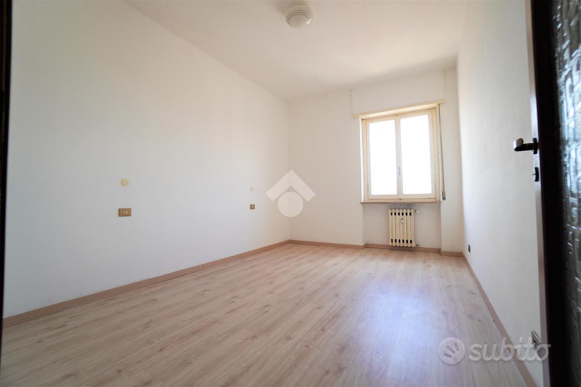 Appartamento – Novi Ligure, Quartiere G3 - Vista 4