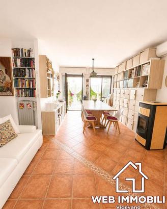 Appartamento di 102 m² con 3 locali e box auto a V