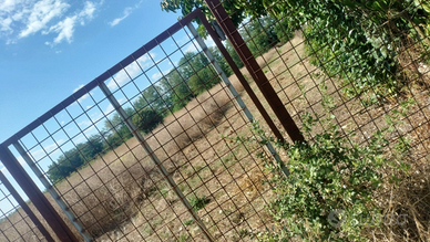 Giugliano terreno 300,00