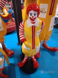 statua MC Donald's 