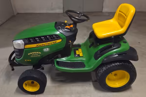 Trattorino JOHN DEER X 165
