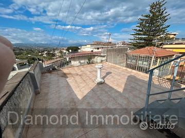 Casa singola su tre livelli a Giarre