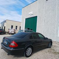 mercedes-benz w211 E 220 cdi evo 