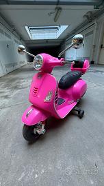 Vespa elettrica bambina