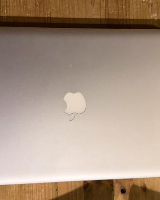 Macbook pro i7