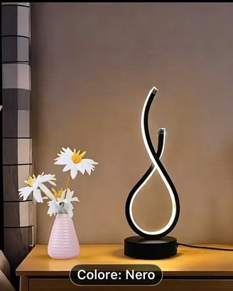 Lampada da tavolo moderna