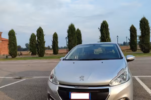 Peugeot 208 1.2 PureTech 82 CV Active – Unico prop