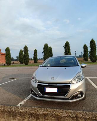 Peugeot 208 1.2 PureTech 82 CV Active – Unico prop
