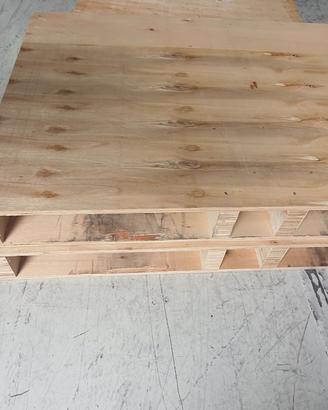 bancali varie misure 107x77 e 104x80 cm