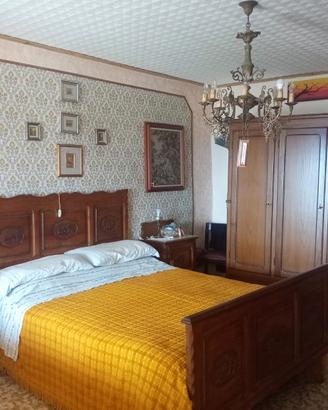 Casa indipendente, 12 locali 220mq