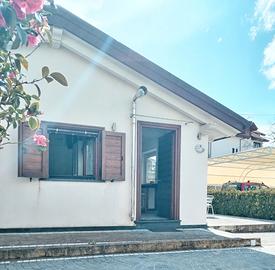 Monolocale con ampio giardino privato e posto auto