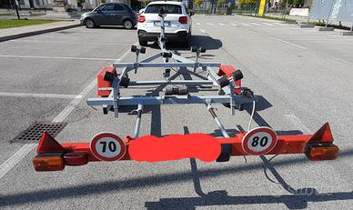 carrello per imbarcazione  portata  4,75