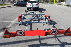 carrello per imbarcazione  portata  4,75