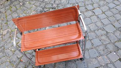 tavolino pieghevole con rotelle 