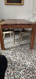 Tavolo in legno