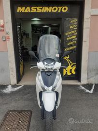 Honda SH 300 fine 2015 - PERMUTE