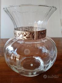 ampio vaso in cristallo firmato