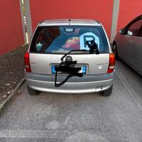 Oplel Corsa 2000
