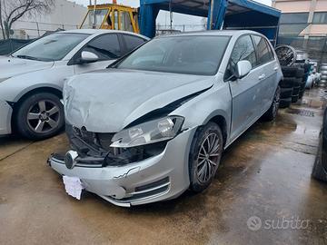 VOLKSWAGEN GOLF 1600