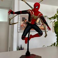🕸 Hot Toys “Spider-Man Integrated Suit”