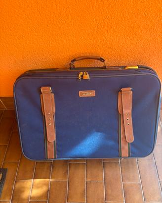 Valigia blu Delsey
