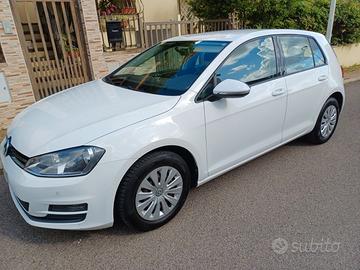 Golf 7 16 TD 186000km tach&sound 5 porte bianca