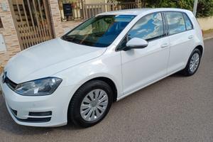 Golf 7 16 TD 186000km tach&sound 5 porte bianca