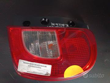 Fanale post Nissan Micra K13