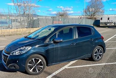 Auto PEUGEOT 208 1.2 PureTech 100 CV