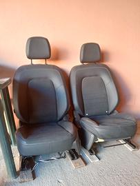 Sedili Anteriori DX e SX Mercedes Classe-T