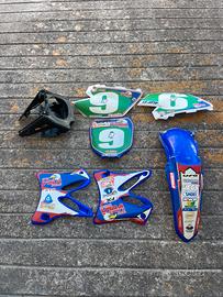 Plastiche originali yamaha yz + cassa filtro