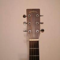 chitarra acustica