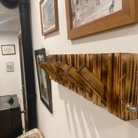 Appendino artigianale in legno massello da parete