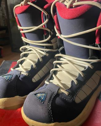 Scarponi snowboard marca Nitro
