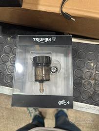 Serbatoio freni triump speed triple 1200rs