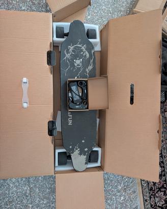 skateboard elettrico cool e fun