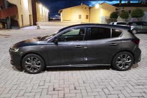 Ford Focus ST line Ecoboost 1.0 Hybrid 125 cv