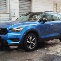 Volvo XC40 AWD R Designer